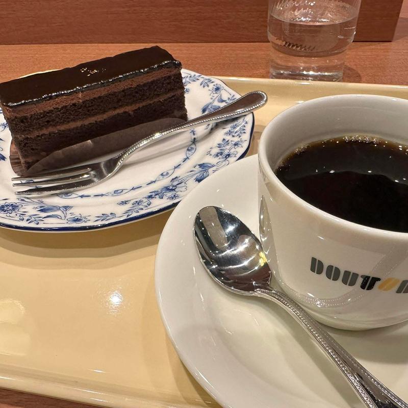 ダブルチョコレートケーキ(ドトールコーヒーショップ 祖師ヶ谷大蔵駅店)