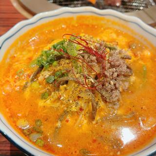 ユッケジャンクッパ(焼肉萬両)