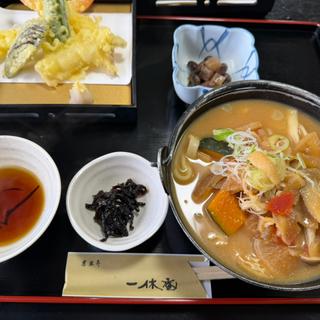 ほうとう定食(一休庵 （いっきゅうあん）)