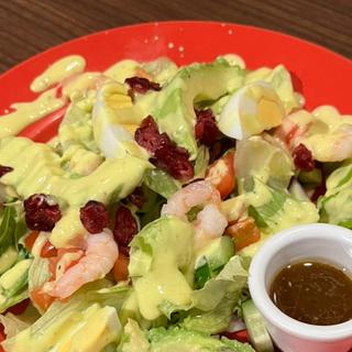 シュリンプとアボガドのカリフォルニアサラダ　(レッドロブスター 江ノ島店)