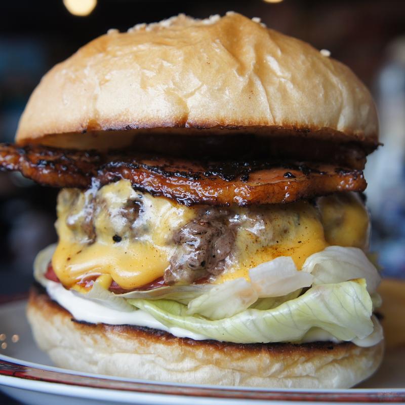 ベーコンチーズバーガーセット(FREEK HAMBURGER & OTHERS)