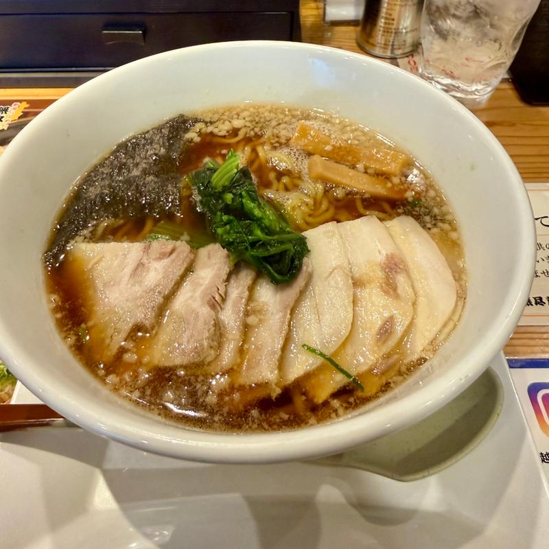 長岡生姜醤油チャーシューメン(越後秘蔵麺　無尽蔵 三条家 )