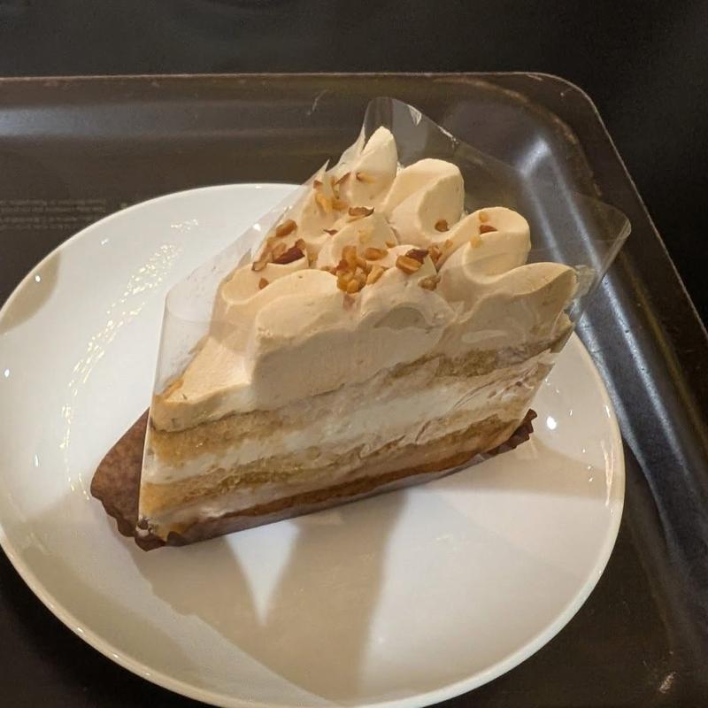 ホワイトモカケーキ(スターバックス コーヒー 成城店)