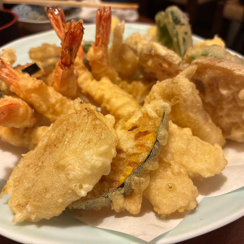 天婦羅盛り合わせ(うるみ)