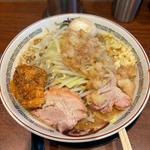 小ラーメン 味玉 旨辛ジャンポーク(ラーメン豚山　幡ヶ谷店)