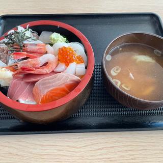 海鮮丼