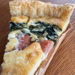 ベーコンとほうれん草のキッシュ