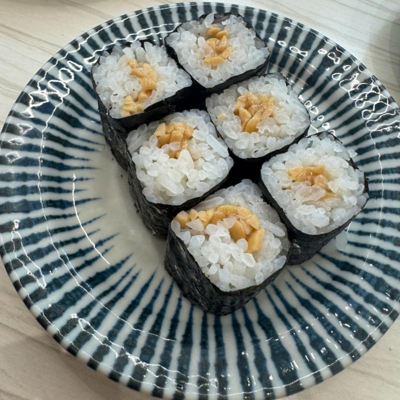納豆巻き(神田江戸ッ子寿司 スマートレーン北口店（KANDA EDOKKO SUSHI 'SMARTLANE KITAGUCHI'）)