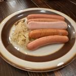 ケーニッヒのソーセージ盛り合わせ ボイル5種(クラフトビールと洋菓子 Kaiser Chick)