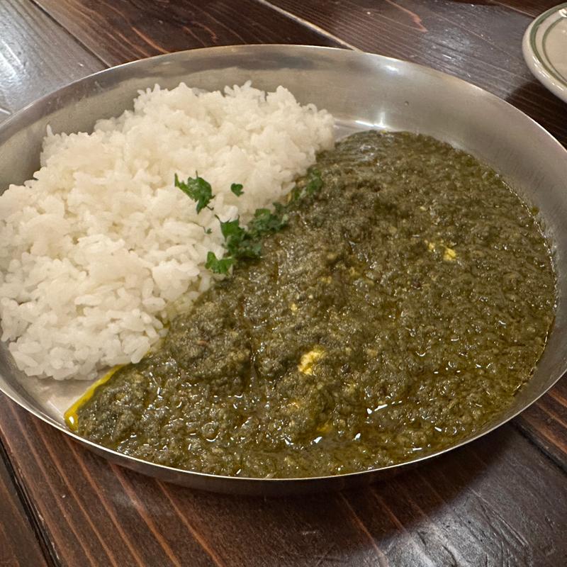 ほうれん草とパニールのカレー(クラフトビールと洋菓子 Kaiser Chick)