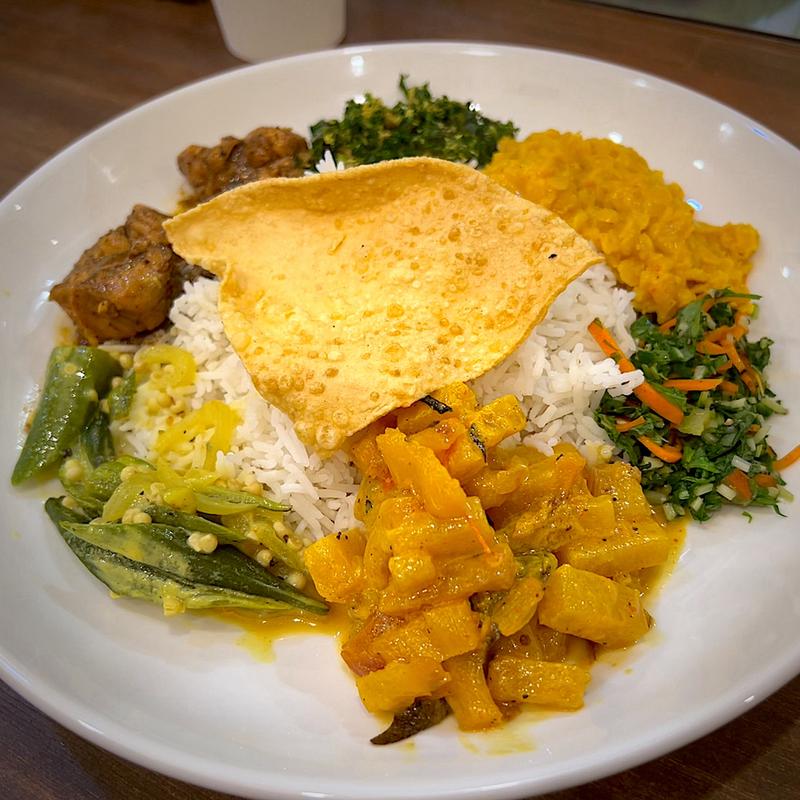 スリランカカレーライス(セイロンカレーとアツコ酒場)