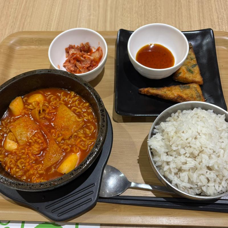 トッポギ＋サリ麺　ご飯セット(Kα イオンモール岡崎店)