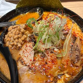 辛味噌納豆卵とじ麺