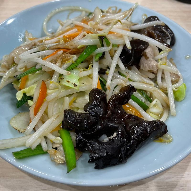 肉野菜炒め(月島ゴールデン酒場)