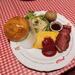 KUKU オムライスとローストビーフ