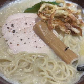 鶏白湯ラーメン