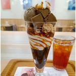 ほうじ茶生チョコレートパフェ