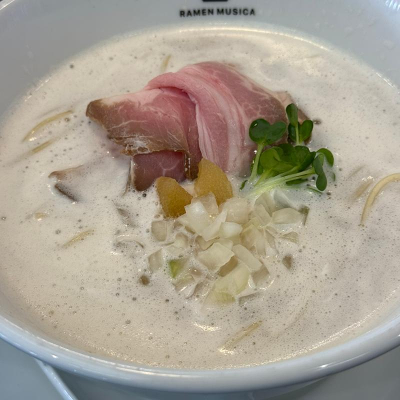 トリュフと白子の地鶏白湯SOBA(RAMEN MUSICA（ムジカ）)