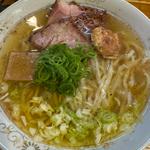 地鶏魚介塩ラーメン