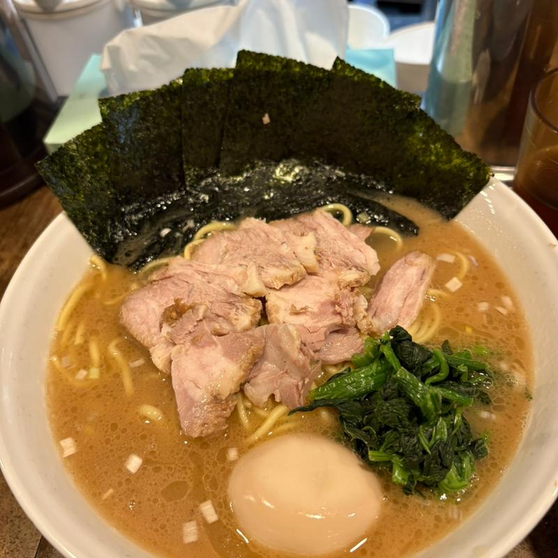 (家系ラーメン ラーメンチョップ)