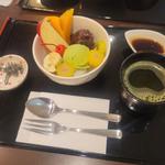 クリームあんみつ