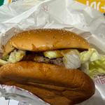 サムライマック 炙り醤油風 たまごベーコン肉厚ビーフ