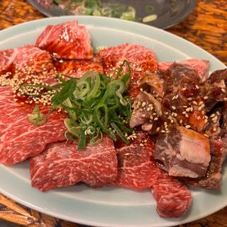 和牛生ロース(1,100)+ハラミ(1,210)(焼肉ホルモン肉五郎 天満本店)