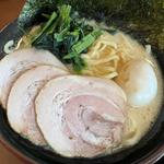 スペシャルラーメン(醤油)(横浜家系ラーメン 誠家 三郷店)