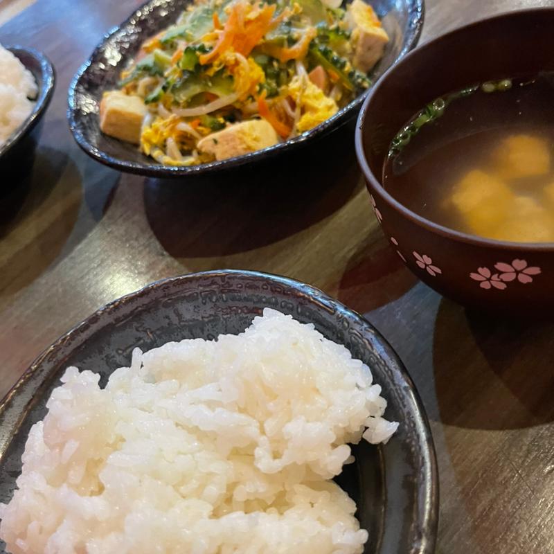 ゴーヤーチャンプルー(島唄と草鍋 食King)