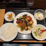 牛肉のオイスターソース炒め定食