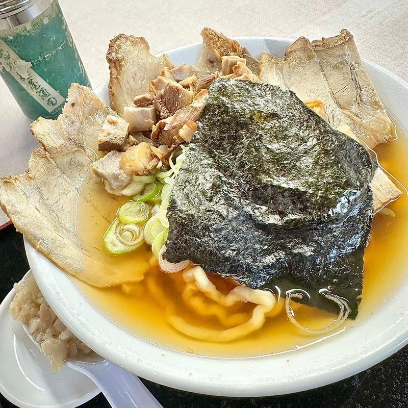 チャーシューメン レンゲ背脂付き(麺屋酒田inみなと)