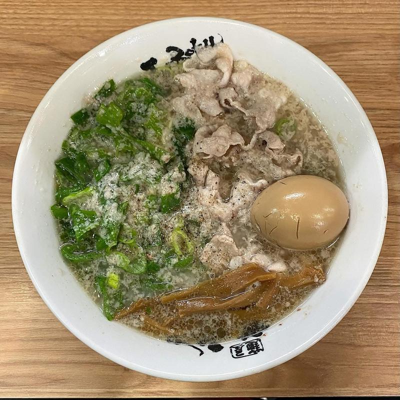 地底王 白(麺屋丈六 キーノ和歌山)