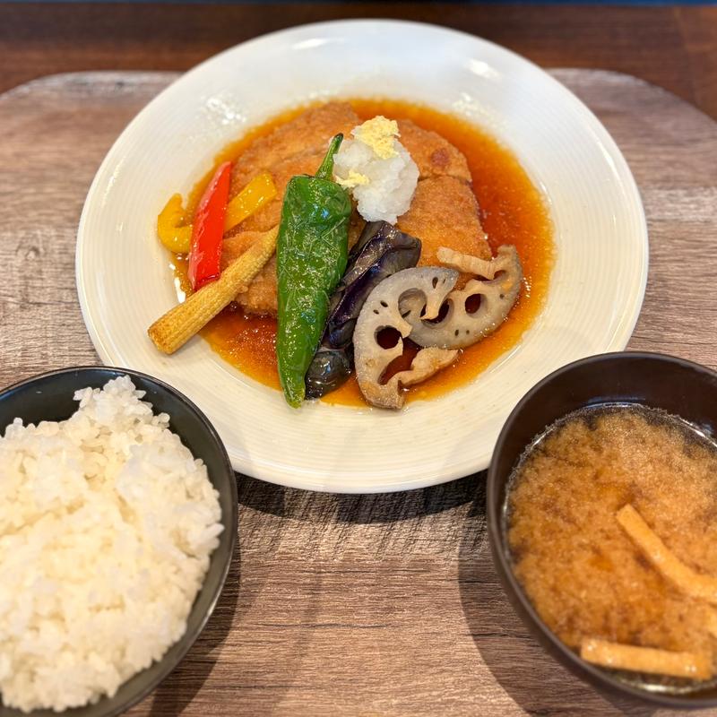 三元豚のみぞれ煮定食(日常茶飯時)