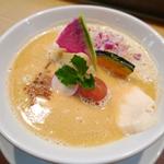 鶏白湯醤油Soba＋紫たまねぎ