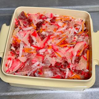 くじらベーコンと野菜のあえもの