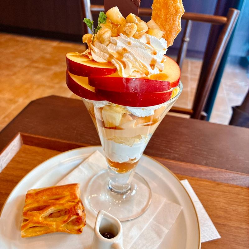 ウインター•ルージュアップルパイパフェ(ARROW TREE 京都三条店 （アローツリー）)