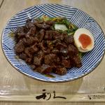 台湾風牛たんルーロー飯