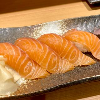 サーモン(本家さんきゅう 鶴橋店)