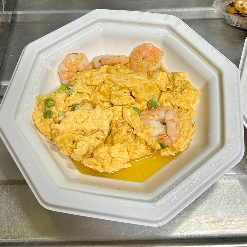 芝エビと玉子の塩炒め(聚友楼 （シュウユウロウ）)