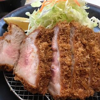 肩ロースとんかつ定食(まるやま食堂 )