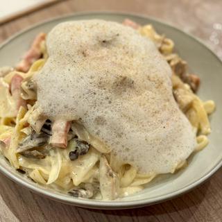 きのこクリームパスタ