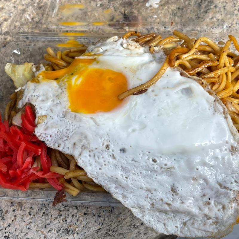 肉たま焼きそば(北野天満宮)