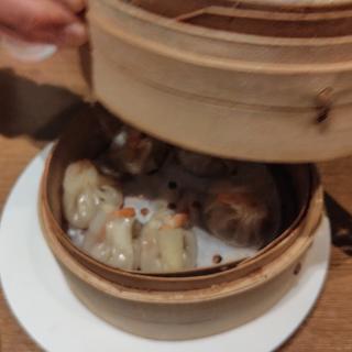 海老小籠包4個(台湾小籠包　京都ヨドバシ店)