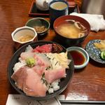 海鮮丼(活魚料理 ととや)