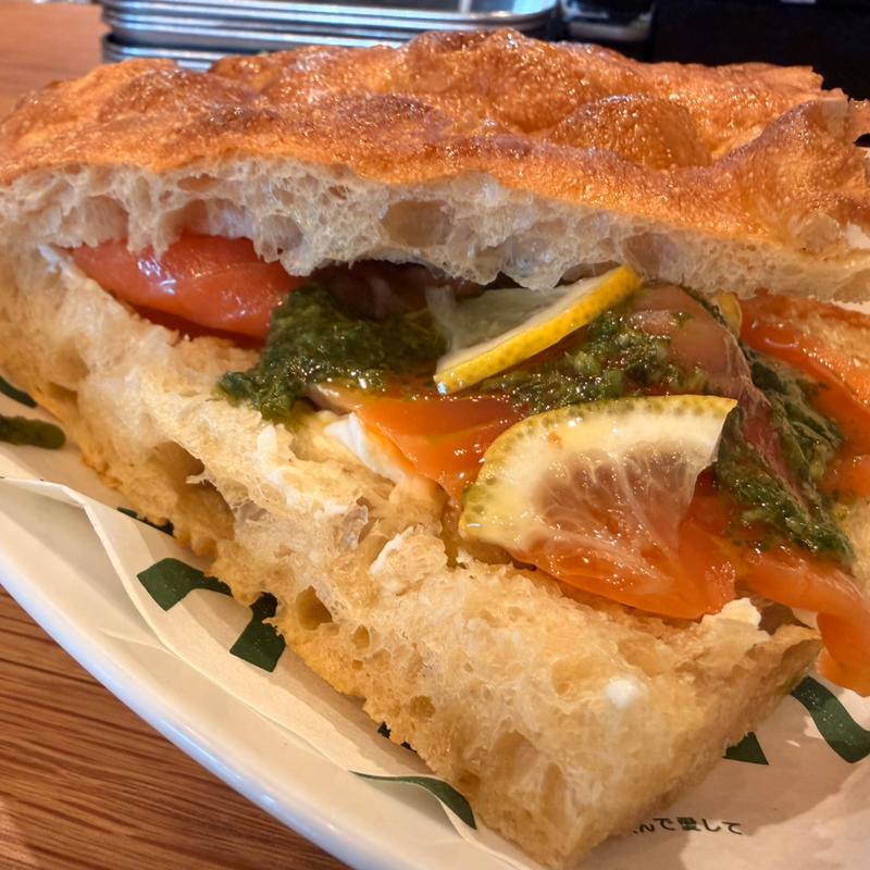 北海道函館トラウトサーモン(TUTU)