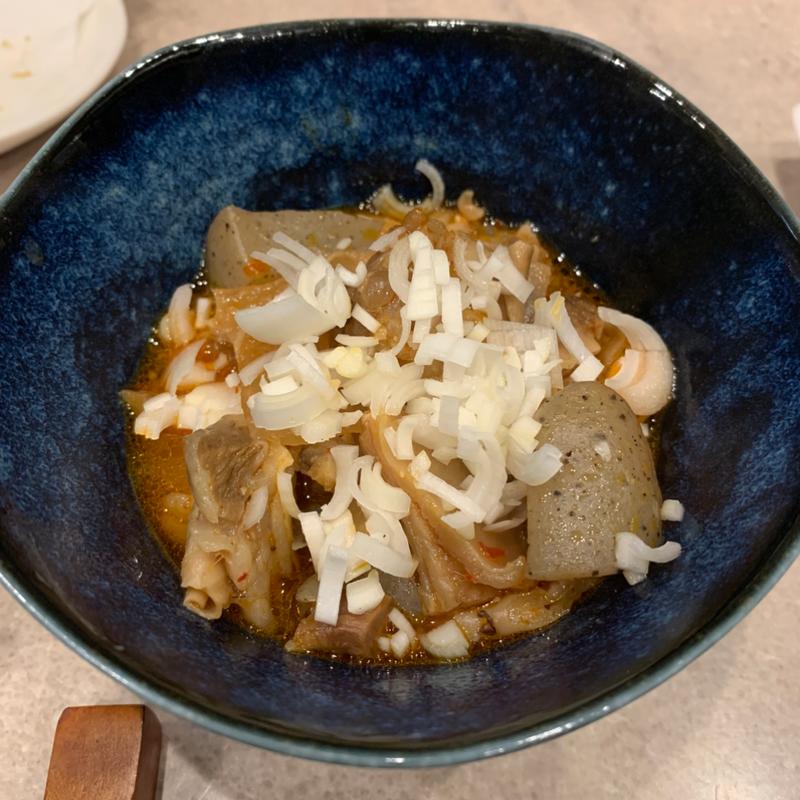 牛すじ煮込み(かゑるや)