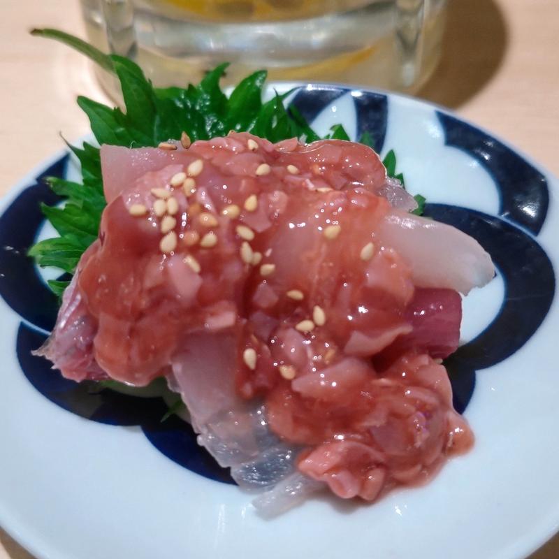 地魚酒盗和え(貝 刺身専門店 しらはら )