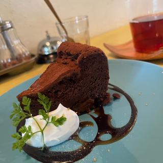 黒糖とりんごのガトーショコラ(キッチン （Kitchen）)