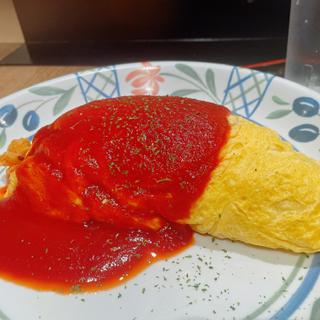トマトソースオムライス(たまご丸)