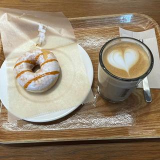 キャラメルドーナツ ホットミルクラテ(猿田彦珈琲 下北沢店)